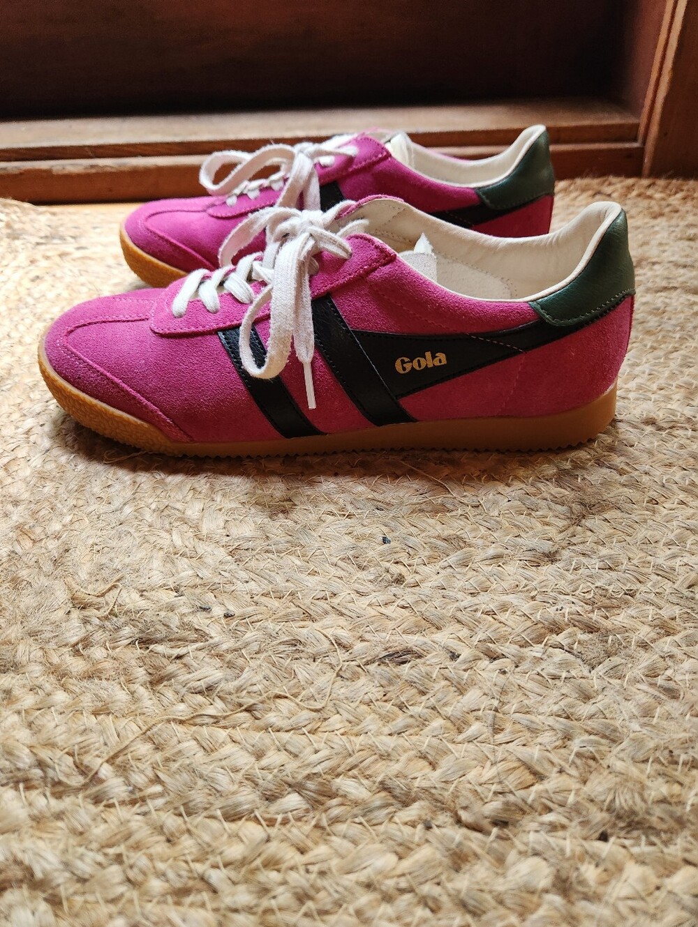 Pink Suede Golas - Picture 3 of 6